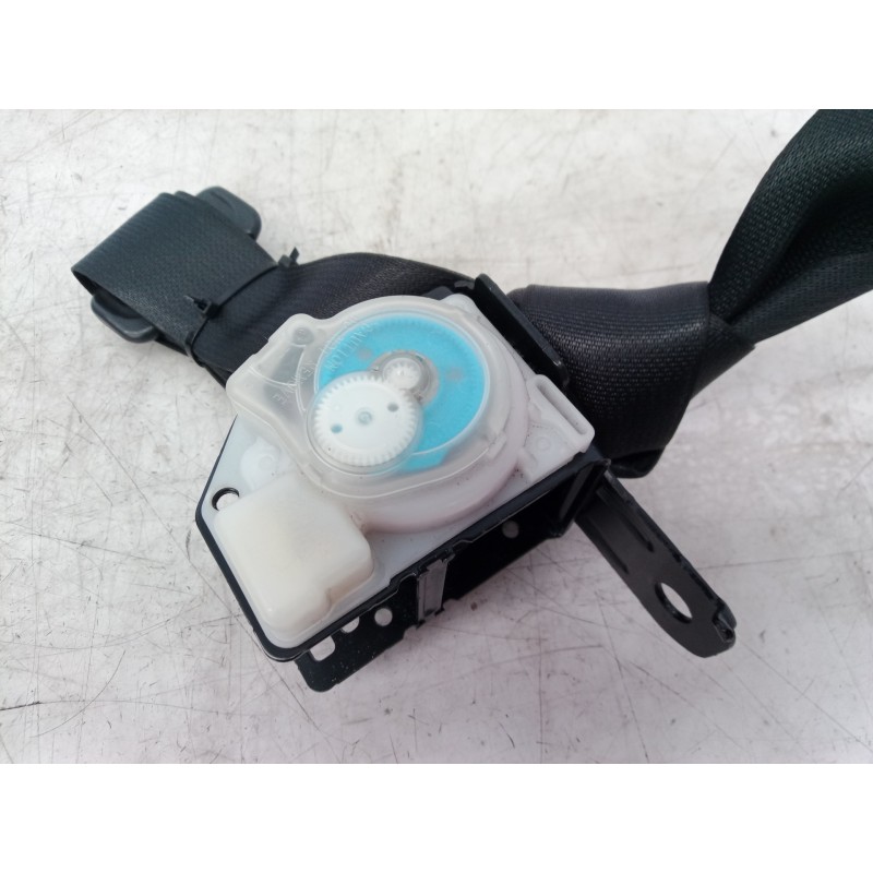 Recambio de cinturon seguridad trasero izquierdo para toyota corolla (e12) 1.4 d-4d luna compact referencia OEM IAM 501S96V1XD 5
