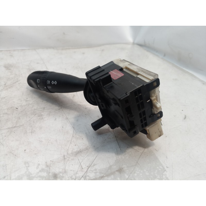 Recambio de mando intermitentes para toyota corolla (e12) 1.4 d-4d luna compact referencia OEM IAM 173681 173681 173681