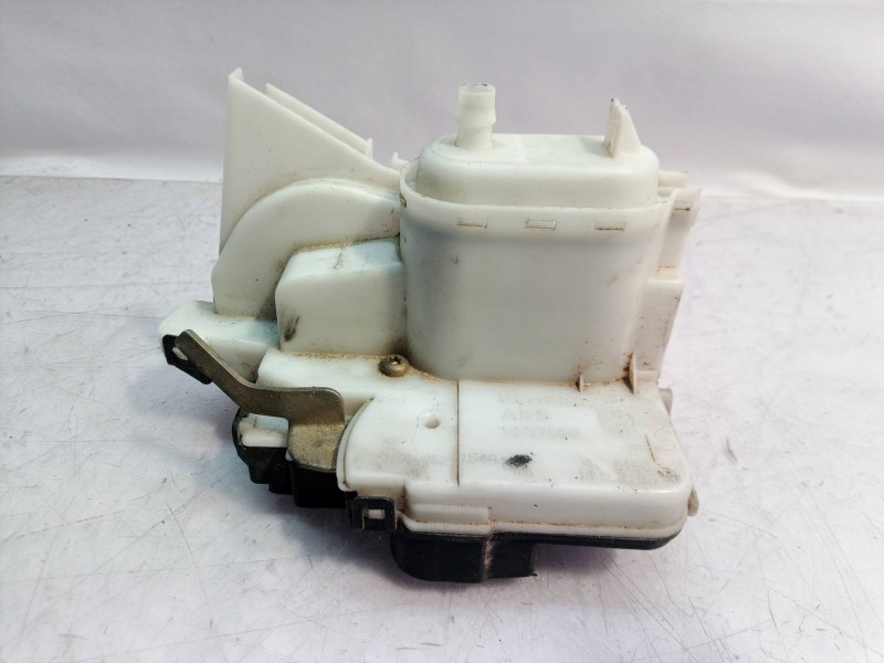 Recambio de cerradura puerta trasera derecha para volkswagen polo berlina (6n2) trendline referencia OEM IAM 6N4839016B  