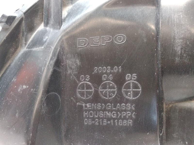 Recambio de faro derecho para nissan almera (n16/e) comfort referencia OEM IAM   