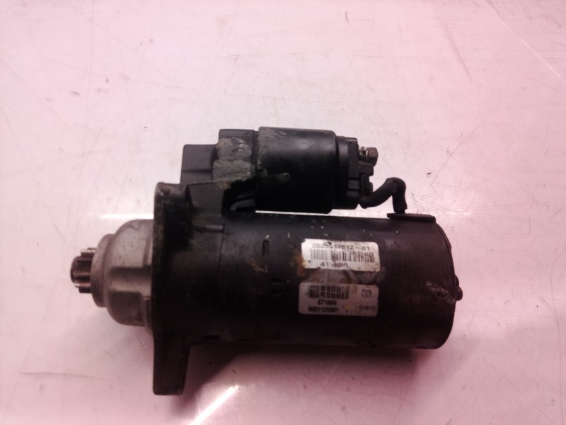 Recambio de motor arranque para volkswagen t4 transporter/furgoneta (mod. 1991) caja cerrada referencia OEM IAM 671669 671669 00