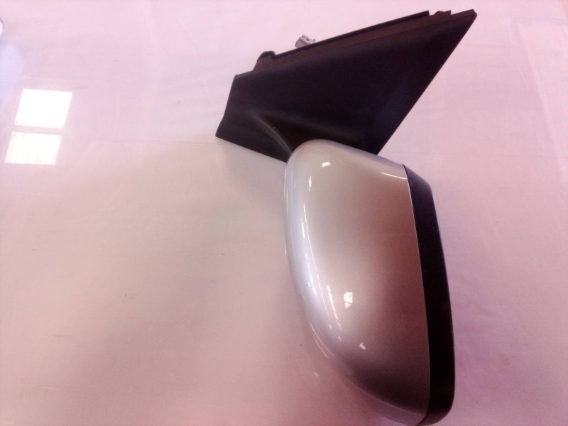 Recambio de retrovisor izquierdo para ford mondeo ber. (ca2) referencia OEM IAM E9084384 E9084384 E9084384