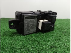 Recambio de caja reles / fusibles para volvo v40 familiar 1.9 d referencia OEM IAM 30662309 30662309 30662309