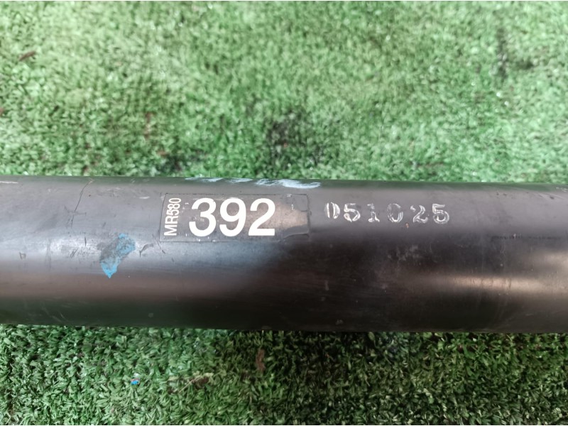 Recambio de transmision central delantera para mitsubishi montero (v60/v70) referencia OEM IAM MR580392 MR580392 MR580392