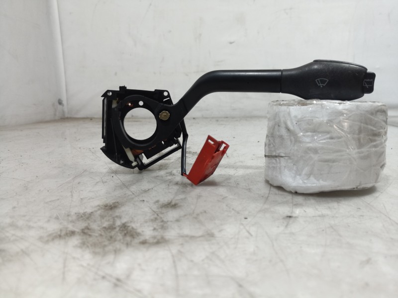 Recambio de mando limpia para volkswagen polo berlina (6n1) concept referencia OEM IAM 6NO953503J 6NO953503J 6NO953503