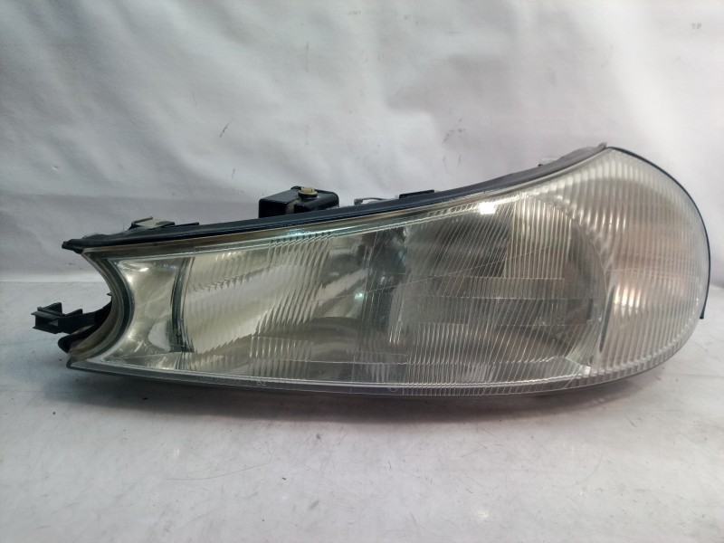 Recambio de faro izquierdo para ford mondeo berlina (gd) ambiente referencia OEM IAM   