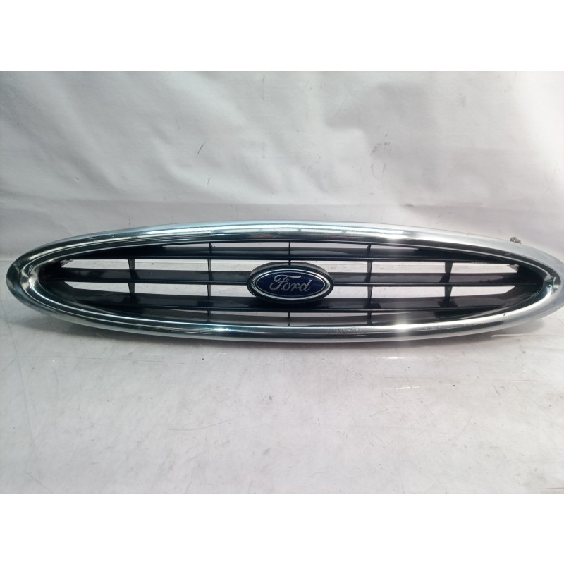 Recambio de rejilla delantera para ford mondeo berlina (gd) ambiente referencia OEM IAM 1099664  