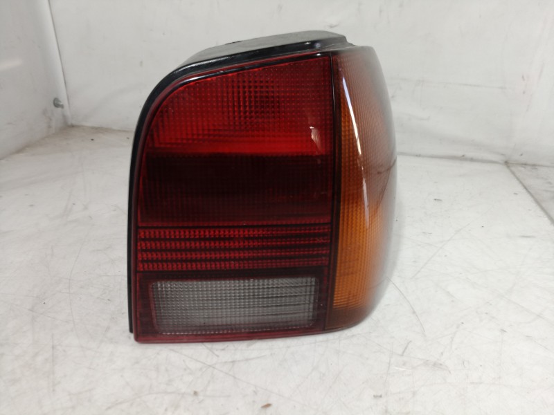 Recambio de piloto trasero derecho para volkswagen polo berlina (6n1) concept referencia OEM IAM 6N0945096 6N0945096 6N0945096