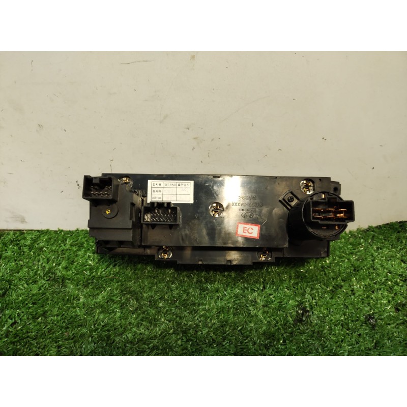 Recambio de mando calefaccion / aire acondicionado para hyundai trajet (fo) 2.0 gls referencia OEM IAM 972503AXXX 972503AXXX 972