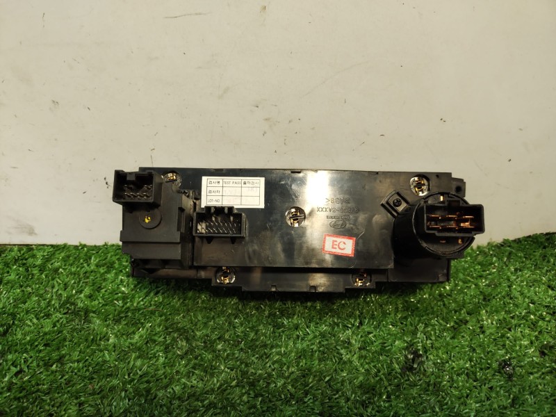 Recambio de mando calefaccion / aire acondicionado para hyundai trajet (fo) 2.0 gls referencia OEM IAM 972503AXXX 972503AXXX 972