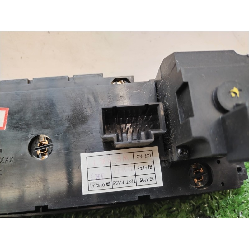 Recambio de mando calefaccion / aire acondicionado para hyundai trajet (fo) 2.0 gls referencia OEM IAM 972503AXXX 972503AXXX 972