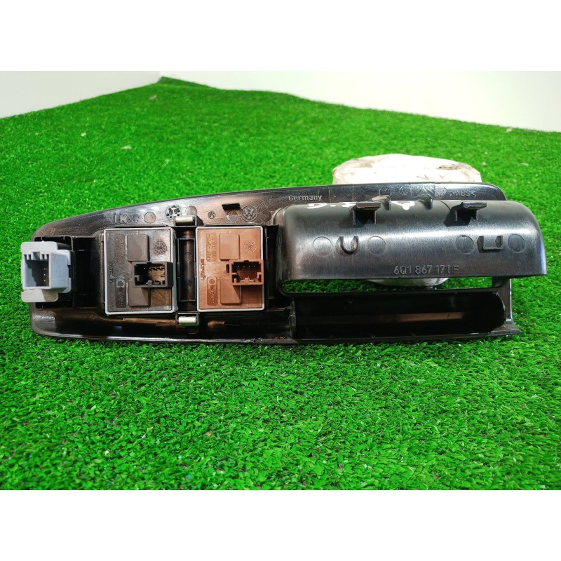 Recambio de mando elevalunas delantero izquierdo para volkswagen polo (9n3) 1.4 tdi referencia OEM IAM 6Q1867171F 6Q1867171F 6Q1