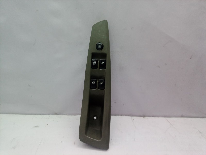 Recambio de mando elevalunas delantero izquierdo para daewoo nubira berlina cdx referencia OEM IAM 612W21000 612W21000 612W21000