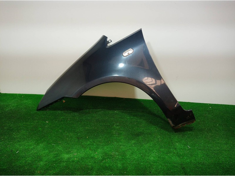 Recambio de aleta delantera izquierda para ford focus c-max (cap) 30 aniversario referencia OEM IAM   