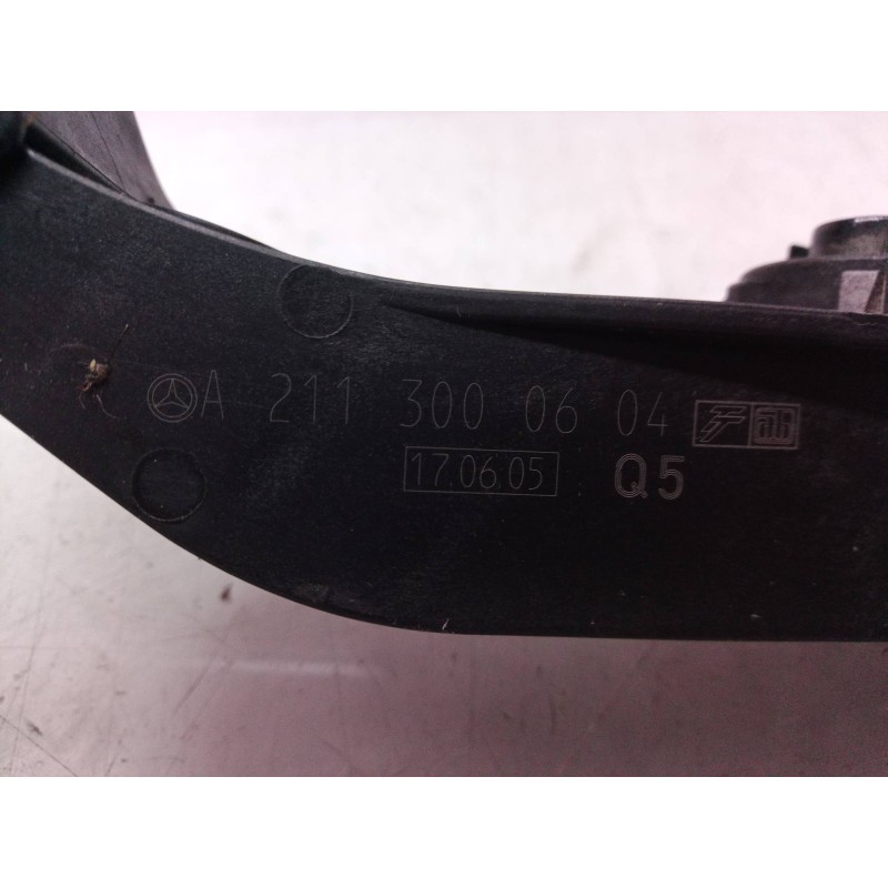 Recambio de potenciometro pedal para mercedes-benz clase cls (w219) 500 (219.375) referencia OEM IAM A2113000604 A2113000604 A21