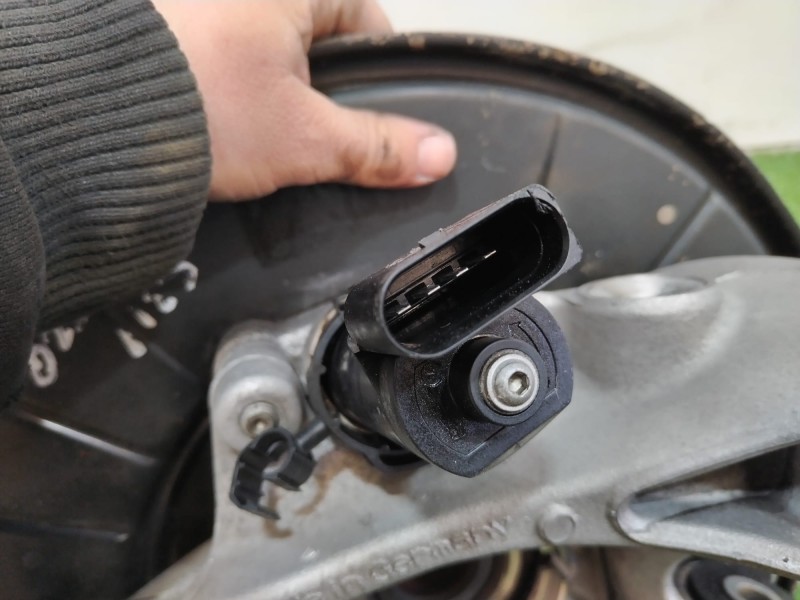 Recambio de mangueta trasera izquierda para volkswagen touareg (7p6) v6 tdi bluemotion premium referencia OEM IAM   