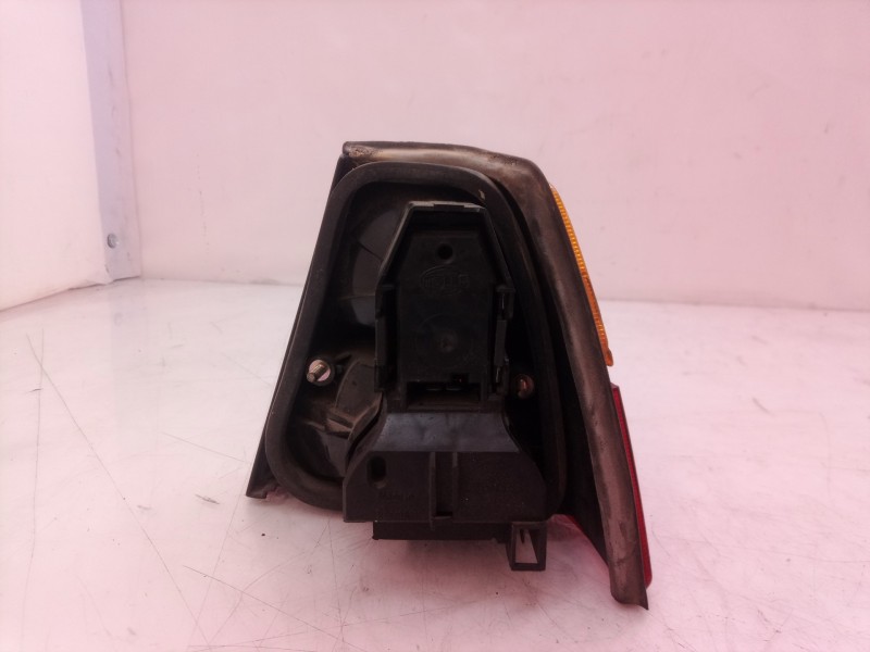 Recambio de piloto trasero izquierdo para volkswagen passat (321/23/27/31) cl 5 referencia OEM IAM   