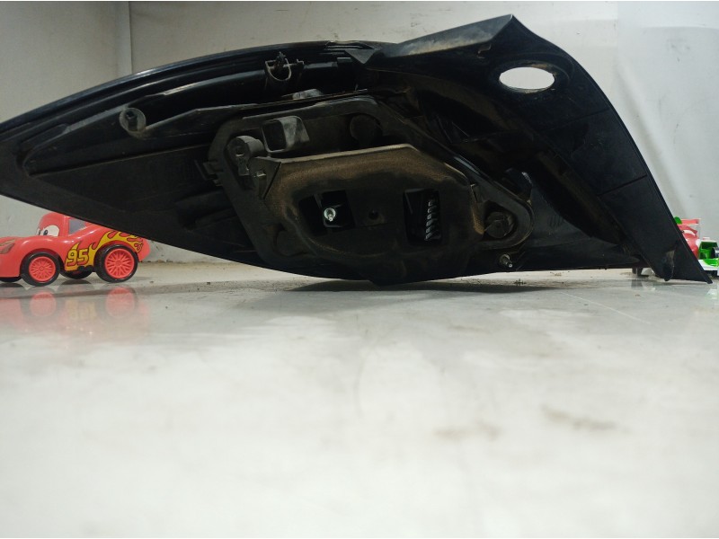 Recambio de piloto trasero derecho para opel astra gtc 1.7 16v cdti referencia OEM IAM 16142204 16142204 16142204