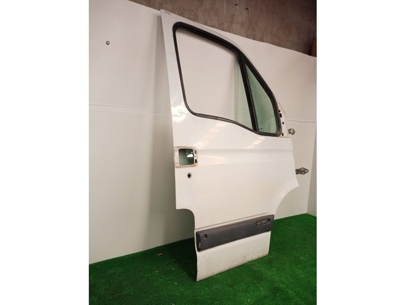 Recambio de puerta delantera derecha para renault master desde ´98 base, caja cerrada l1h1 rs 3078 referencia OEM IAM   