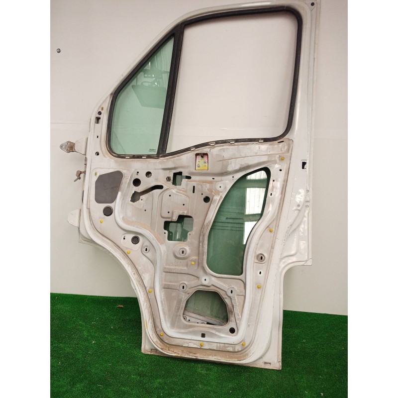Recambio de puerta delantera derecha para renault master desde ´98 base, caja cerrada l1h1 rs 3078 referencia OEM IAM   