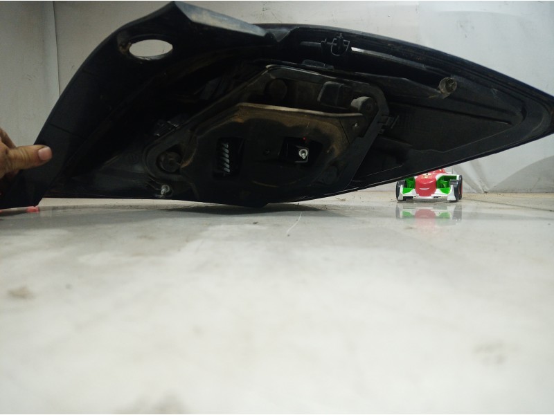 Recambio de piloto trasero izquierdo para opel astra gtc 1.7 16v cdti referencia OEM IAM 084421957 084421957 084421957