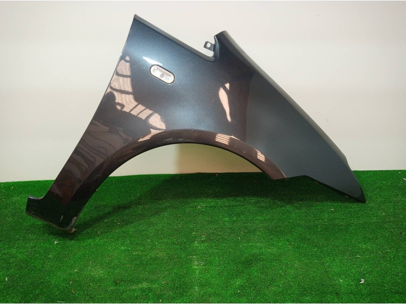 Recambio de aleta delantera derecha para ford focus c-max (cap) 30 aniversario referencia OEM IAM   