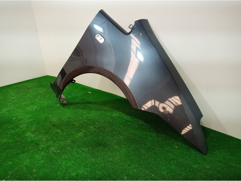 Recambio de aleta delantera derecha para ford focus c-max (cap) 30 aniversario referencia OEM IAM   