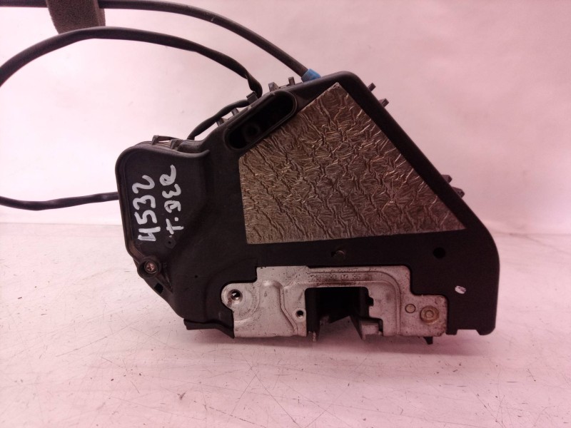 Recambio de cerradura puerta trasera derecha para mercedes-benz clase cls (w219) 500 (219.375) referencia OEM IAM   