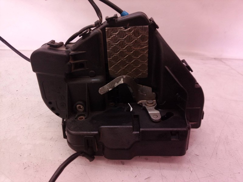 Recambio de cerradura puerta trasera izquierda para mercedes-benz clase cls (w219) 500 (219.375) referencia OEM IAM   