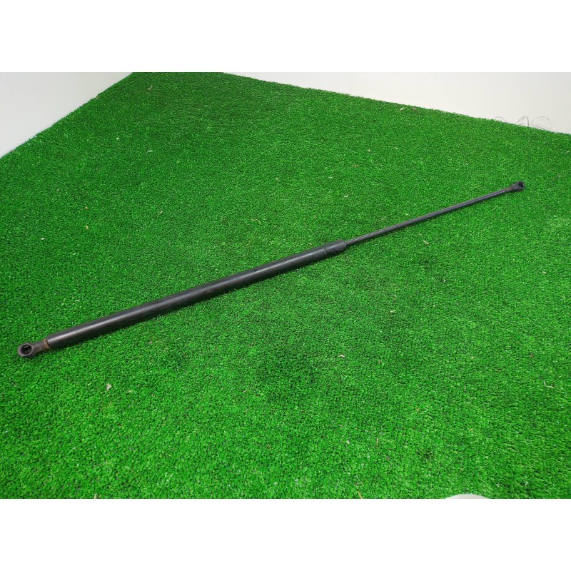 Recambio de amortiguadores capo para volvo v40 familiar 1.9 d referencia OEM IAM 30819865 30819865 30819865