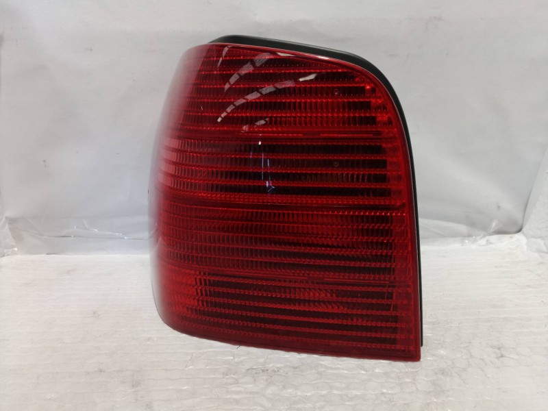 Recambio de piloto trasero izquierdo para volkswagen polo berlina (6n2) trendline referencia OEM IAM 6N0945257B 6N0945257B 6N094