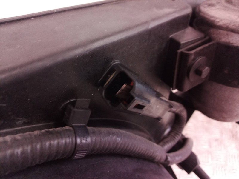 Recambio de electroventilador para kia carens referencia OEM IAM   