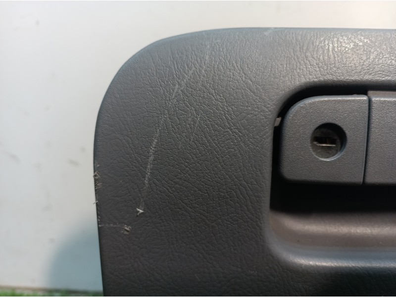 Recambio de tapa guantera para hyundai trajet (fo) 2.0 gls referencia OEM IAM   