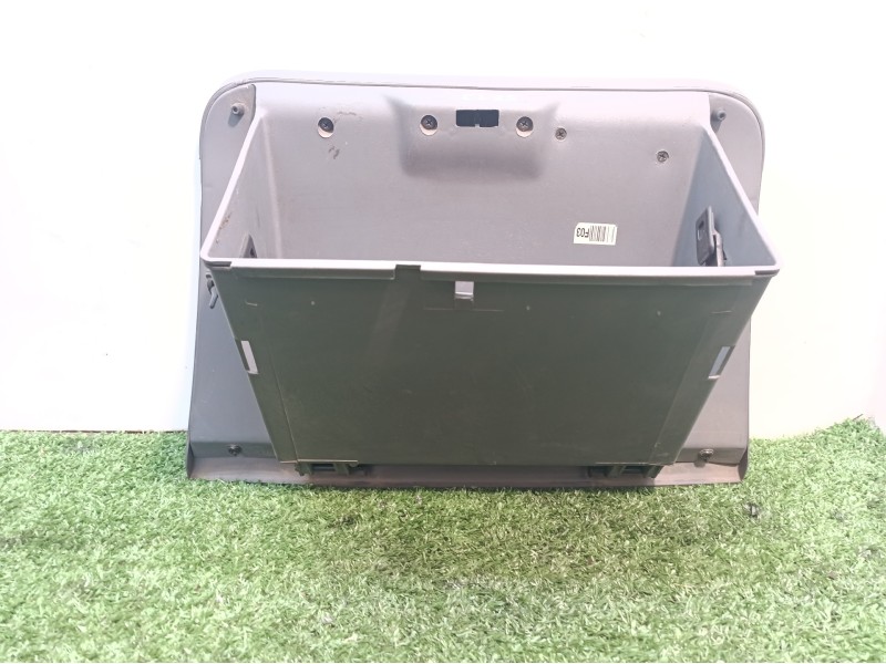 Recambio de tapa guantera para hyundai trajet (fo) 2.0 gls referencia OEM IAM   