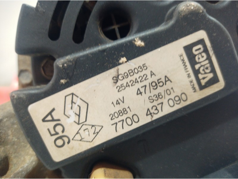 Recambio de alternador para renault clio iii referencia OEM IAM 7700437090 7700437090 7700437090