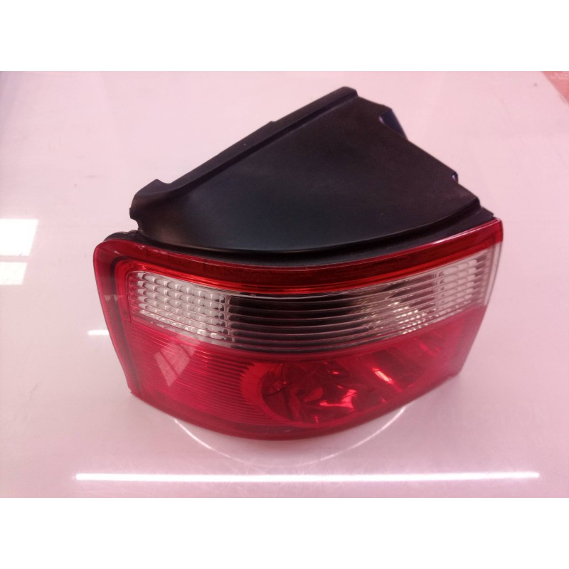 Recambio de piloto trasero izquierdo para kia carens 2.0 crdi lx monovolumen referencia OEM IAM 0K2FB51140L 0K2FB51140L 0K2FB511