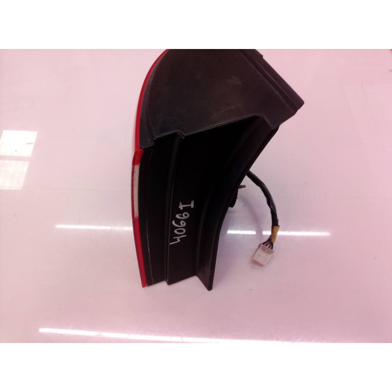 Recambio de piloto trasero izquierdo para kia carens 2.0 crdi lx monovolumen referencia OEM IAM 0K2FB51140L 0K2FB51140L 0K2FB511