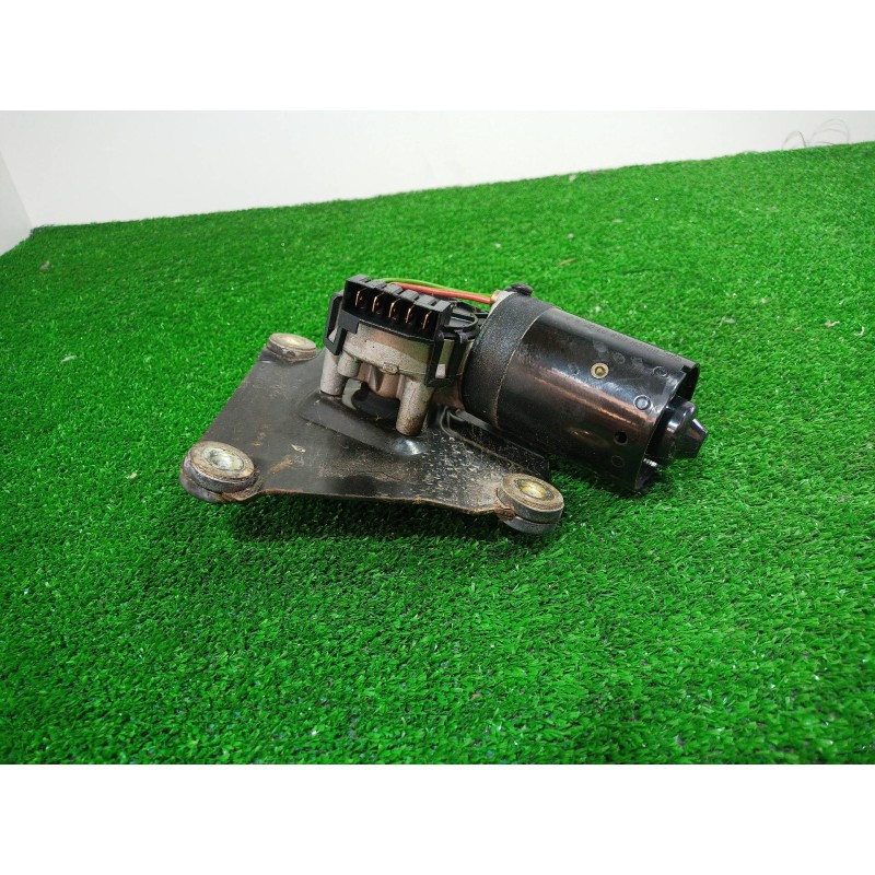 Recambio de motor limpia delantero para volvo v40 familiar 1.9 d referencia OEM IAM 0390241170 0390241170 0390241170
