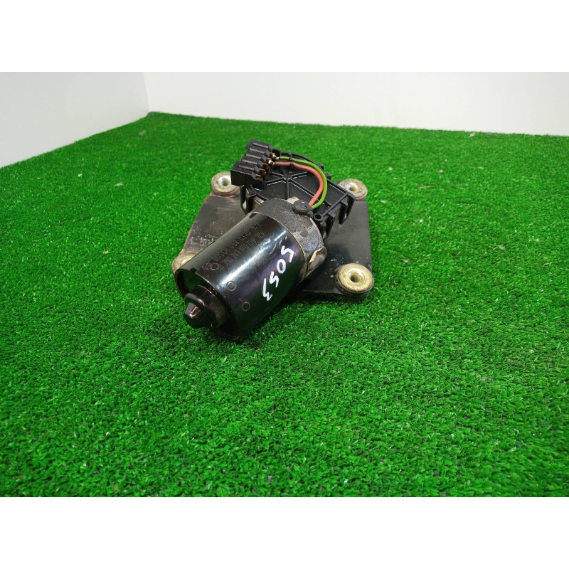 Recambio de motor limpia delantero para volvo v40 familiar 1.9 d referencia OEM IAM 0390241170 0390241170 0390241170