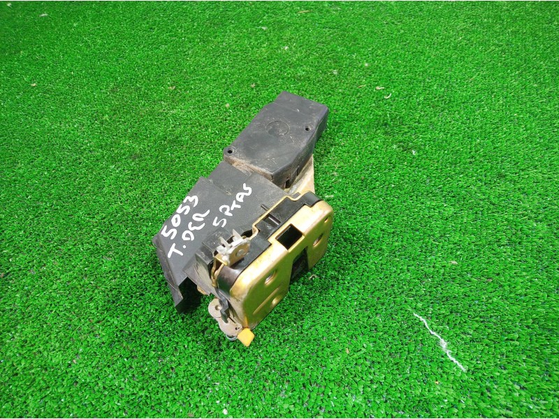 Recambio de cerradura puerta trasera derecha para volvo v40 familiar 1.9 d referencia OEM IAM   