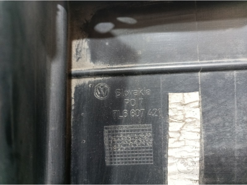 Recambio de paragolpes trasero para volkswagen touareg (7la) referencia OEM IAM 7L6807421 7L6807421 7L6807521D