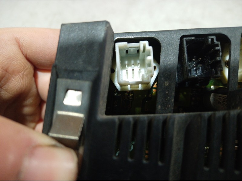 Recambio de mando calefaccion / aire acondicionado para bmw serie 3 berlina (e46) referencia OEM IAM 5HB00773820 5HB00773820 5HB