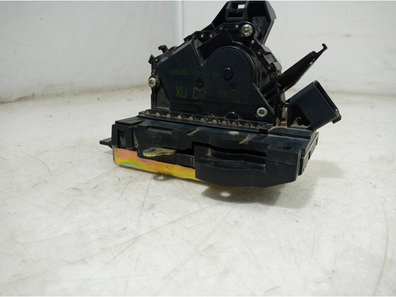 Recambio de cerradura puerta delantera derecha para ford focus berlina (cak) ambiente referencia OEM IAM A21812 A21812 A21812