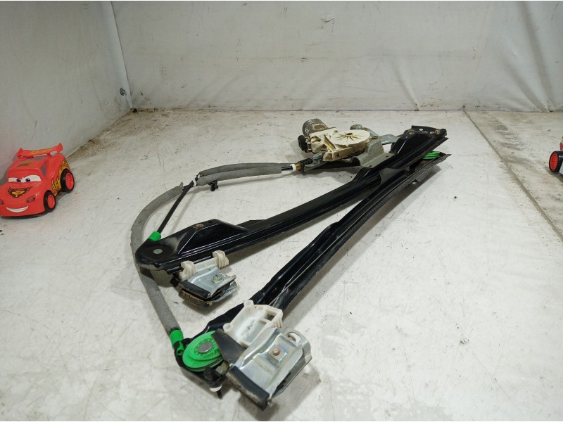 Recambio de elevalunas delantero derecho para ford focus berlina (cak) ambiente referencia OEM IAM   
