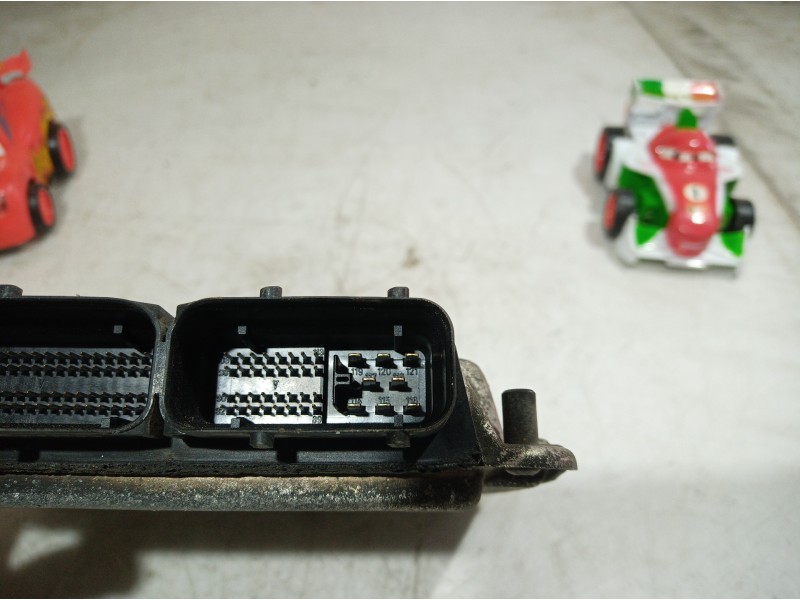 Recambio de centralita motor uce para seat ibiza (6l1) referencia OEM IAM 0281011219 0281011219 0281011219