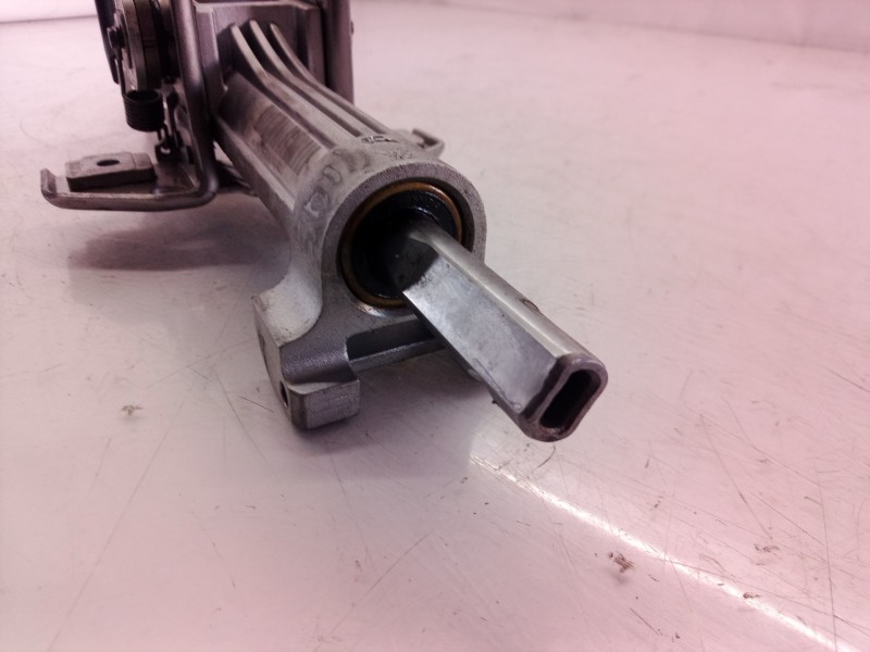 Recambio de columna direccion para jeep gr. cherokee (wh) 3.0 crd laredo referencia OEM IAM P05057151AD P05057151 P05057151