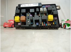 Recambio de caja reles / fusibles para opel astra gtc 1.7 16v cdti referencia OEM IAM 5DK00946430 5DK00946430 5DK00946430