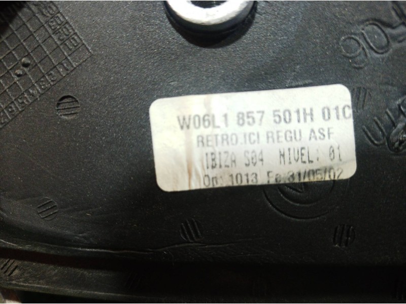 Recambio de retrovisor izquierdo para seat ibiza (6l1) 1.9 tdi referencia OEM IAM W06L1857501H W06L1857501H W06L1857501H
