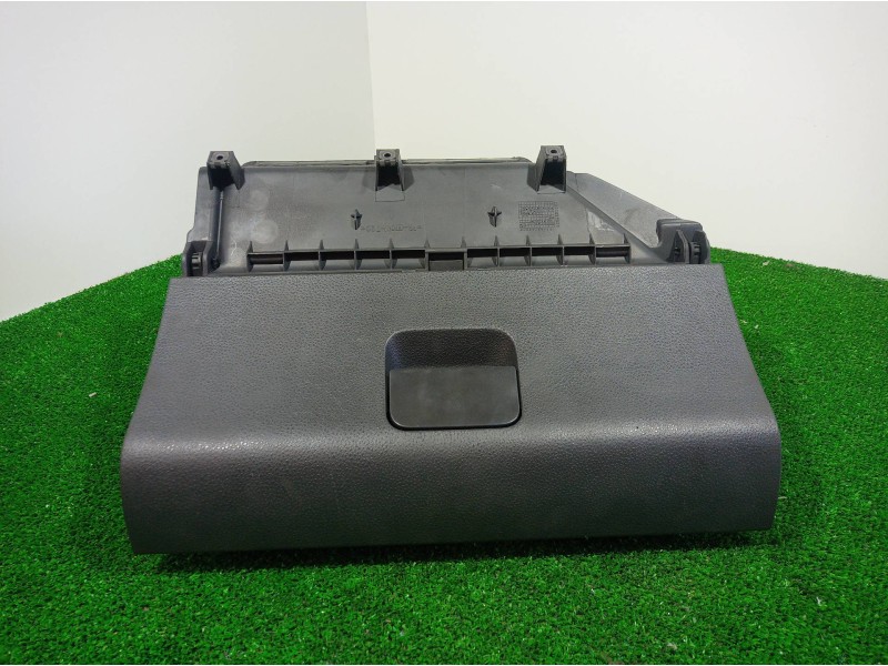 Recambio de guantera para volkswagen polo (9n3) 1.4 tdi referencia OEM IAM 6Q1857101 6Q1857101 6Q1857101