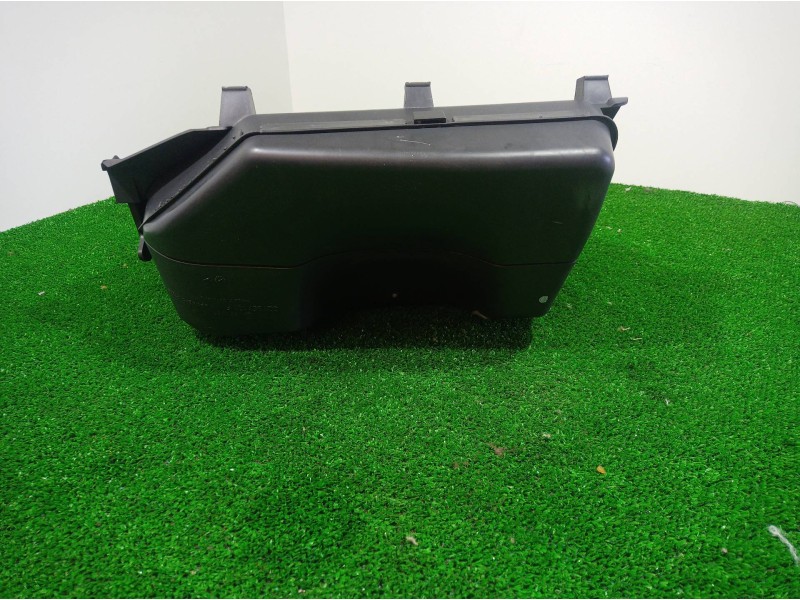 Recambio de guantera para volkswagen polo (9n3) 1.4 tdi referencia OEM IAM 6Q1857101 6Q1857101 6Q1857101